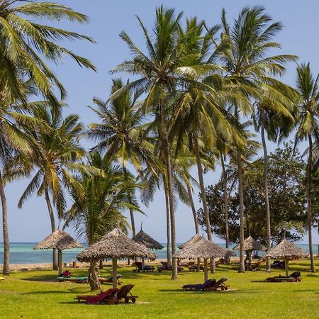 Neptune Paradise Beach Resort & Spa Galu Exterior photo