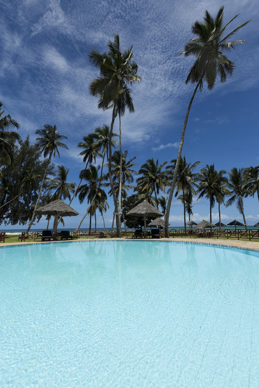 Neptune Paradise Beach Resort & Spa Galu Exterior photo