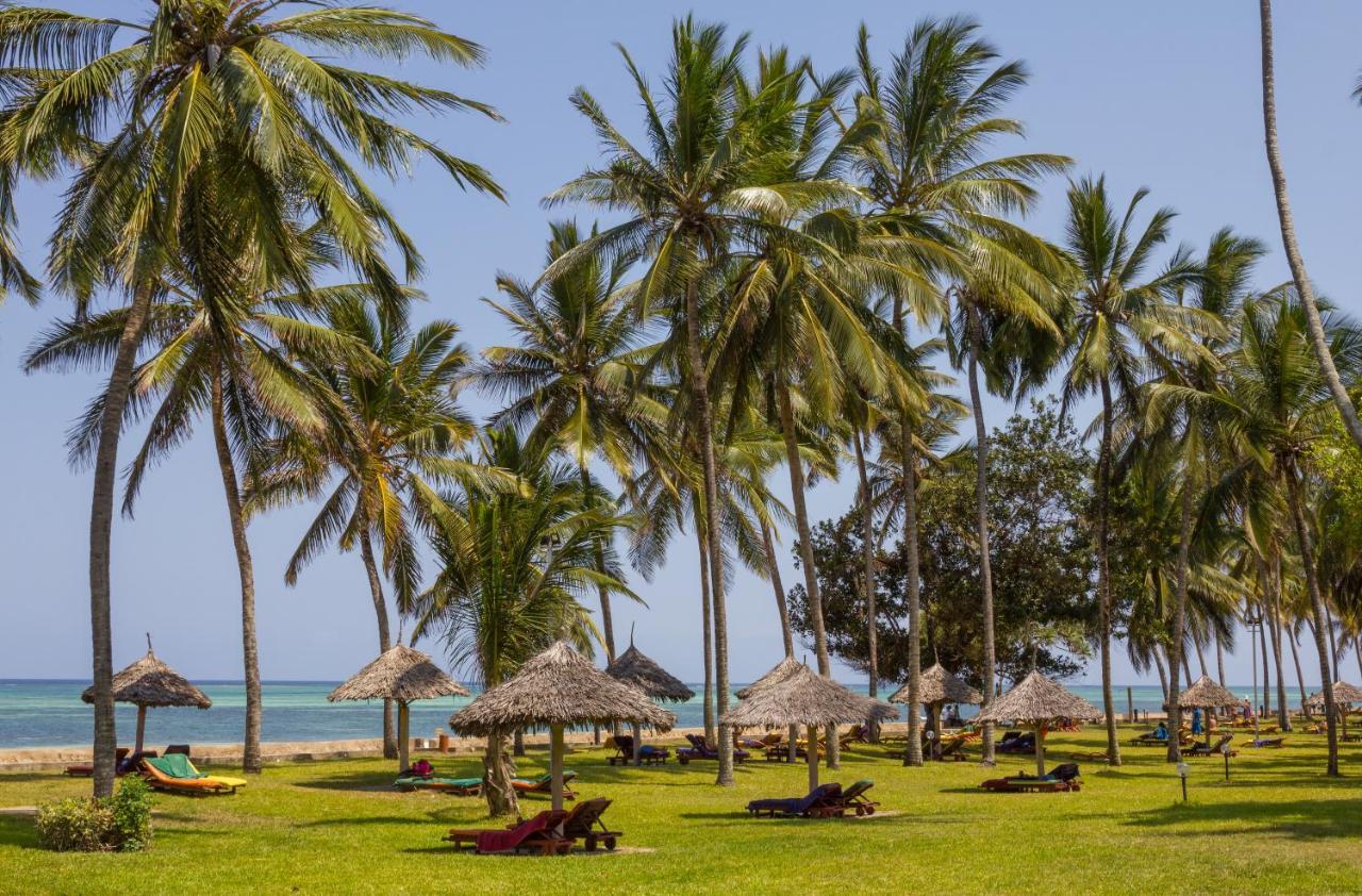 Neptune Paradise Beach Resort & Spa Galu Exterior photo