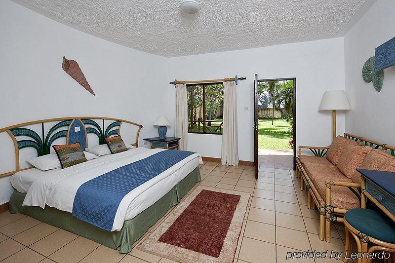 Neptune Paradise Beach Resort & Spa Galu Exterior photo