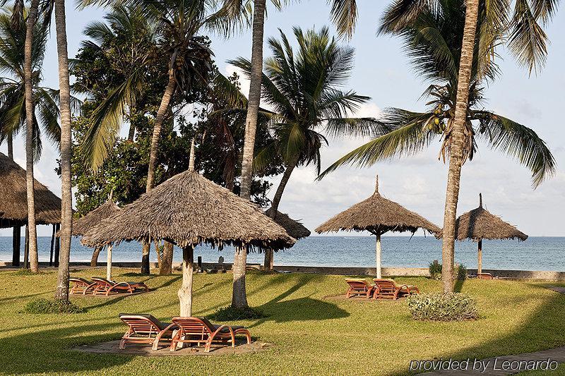 Neptune Paradise Beach Resort & Spa Galu Exterior photo