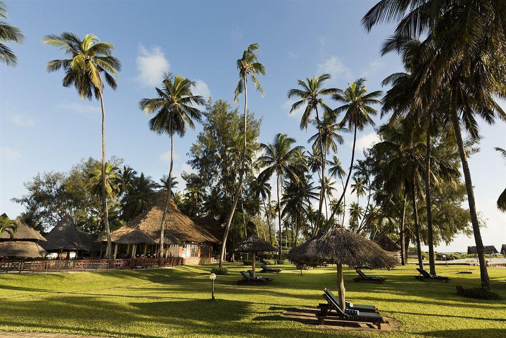 Neptune Paradise Beach Resort & Spa Galu Exterior photo